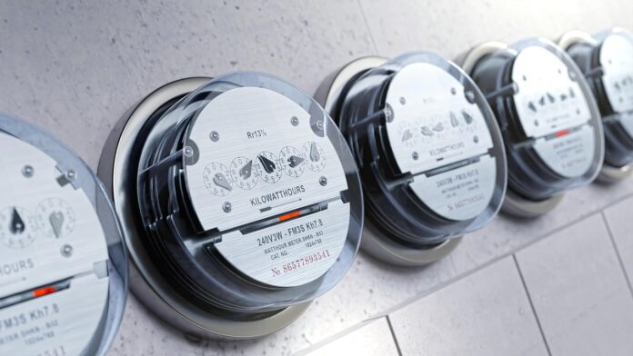 Rangée de compteurs électriques, illustration de la fuite de données Engie
